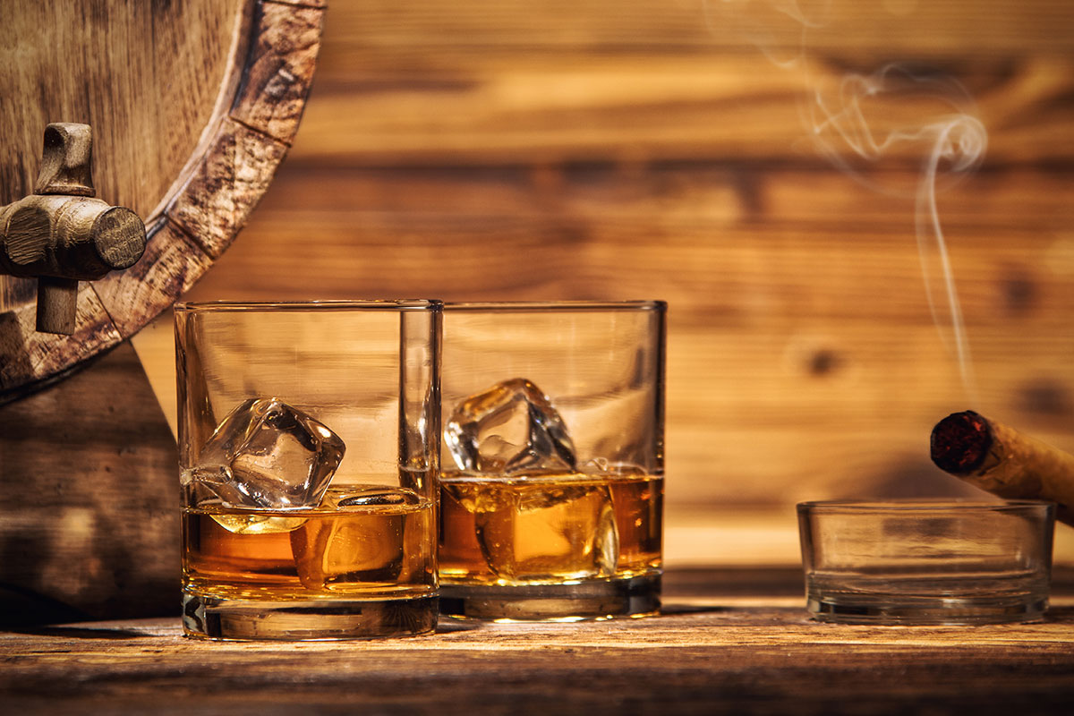 Black Dog Whisky Wallpaper