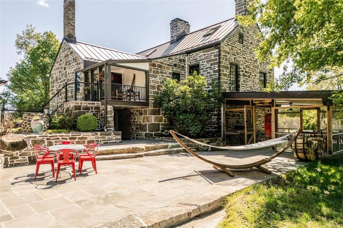 1787 stone estate